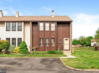 611 Greenwich Ct, East Windsor, NJ 08520