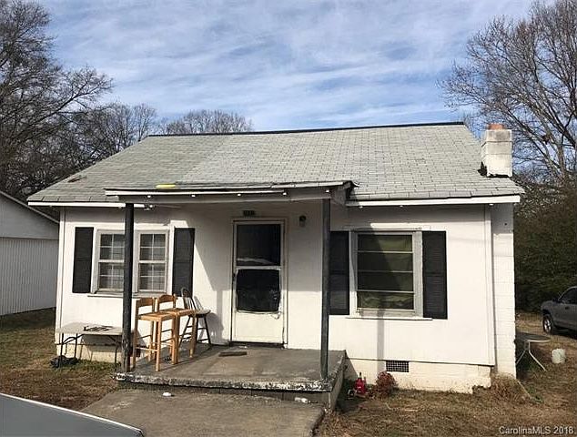 1st image of 316 Mountain View St