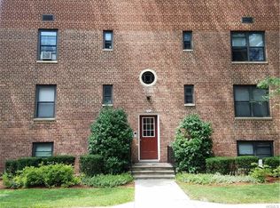 304 Richbell Rd APT B4, Mamaroneck, NY 10543