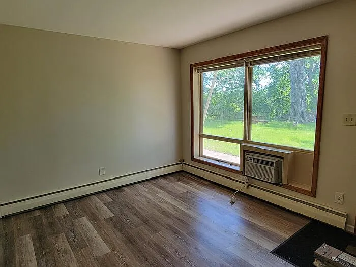 1831 Stinson Blvd #8 — Photo 8
