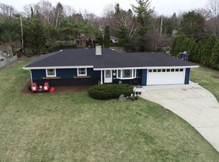 12143 W Janesville Rd, Hales Corners, WI 53130