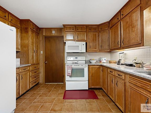 4th image of 11360 W La Coma Rd