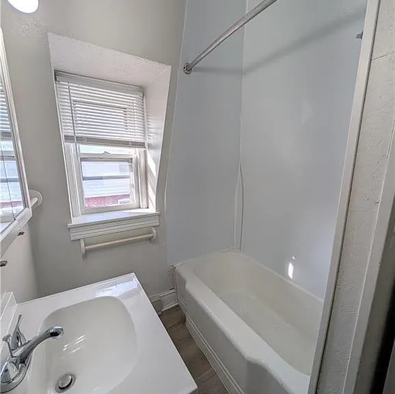 168 W Main St #3F — Photo 10