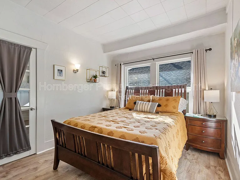 1810 W 11th Ave — Photo 11