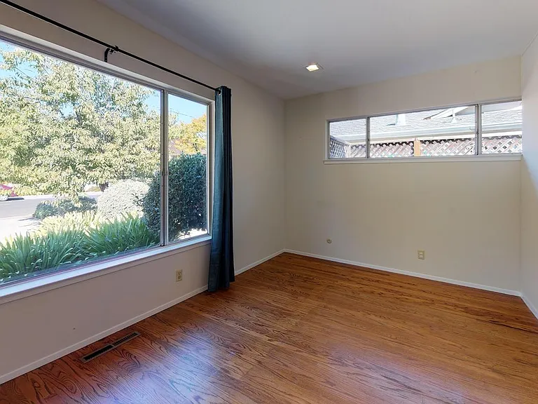 1233 Levin Ave — Photo 16