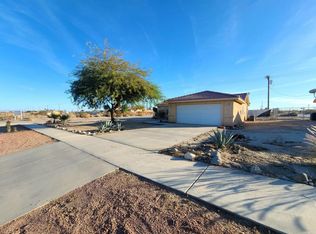 1549 Biddeford Ave, Thermal, CA 92274