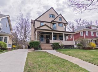 1787 Middlehurst Rd, Cleveland Heights, OH 44118