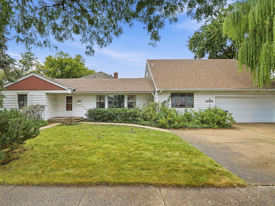 1st image of 834 S Wolf Rd