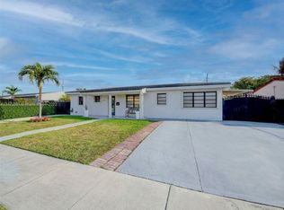 8750 SW 41st St, Miami, FL 33165