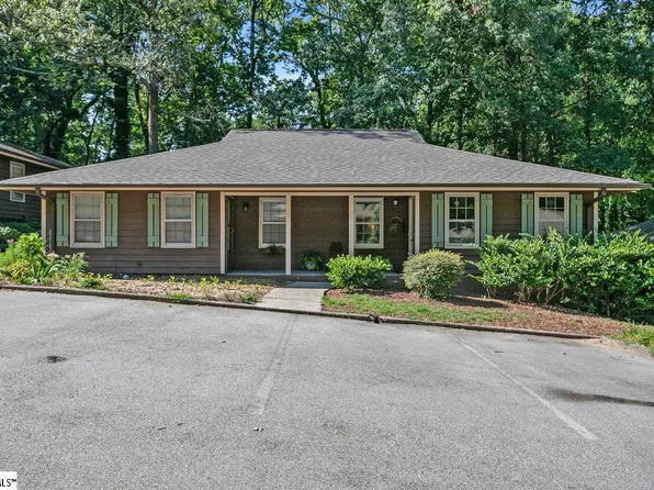 31 Oakwood Dr, Greenville, SC 29609