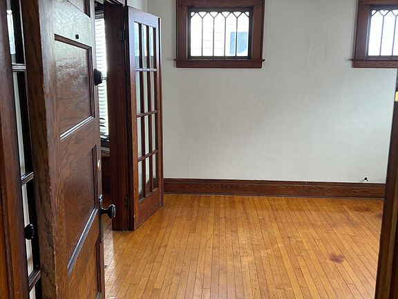 2nd image of 262 Reed Ave