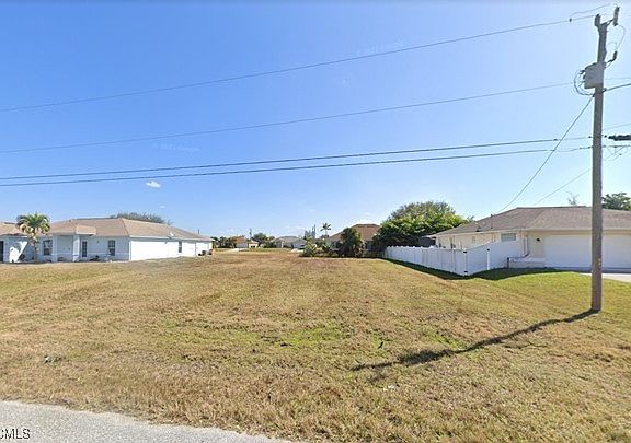 3rd image of 213 NW 27th Pl