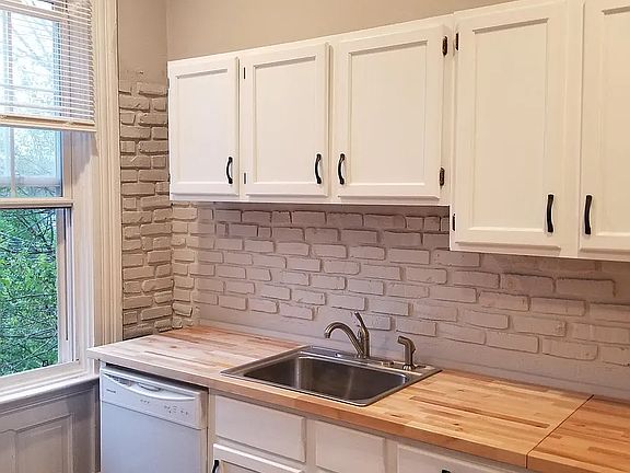 5th image of 3706 Brighton Rd #2