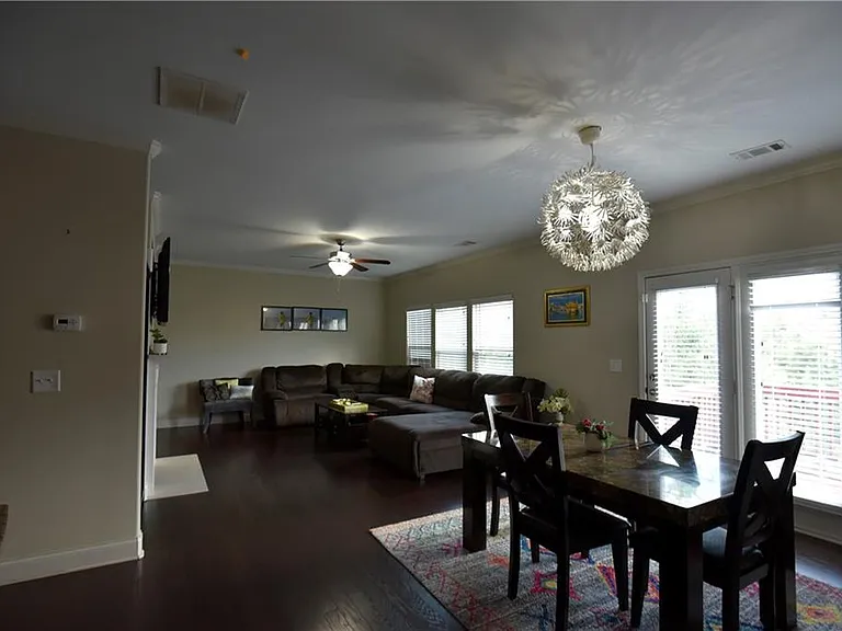 1805 Kingsbridge Ct — Photo 14