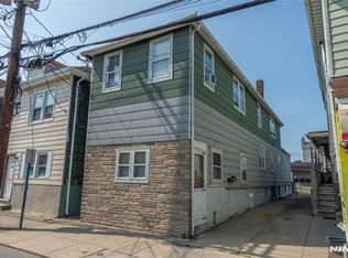 114 Lodi St, Hackensack, NJ 07601