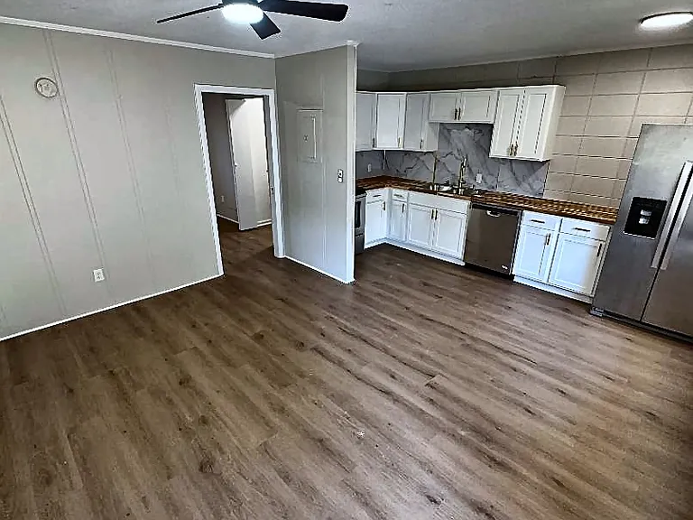 1312 N Adams St #3 — Photo 2