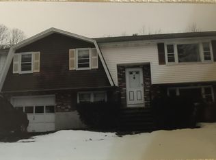 9 Vine Ln, Randolph, MA 02368