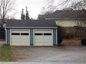2nd image of 716 Pittsford Victor Rd