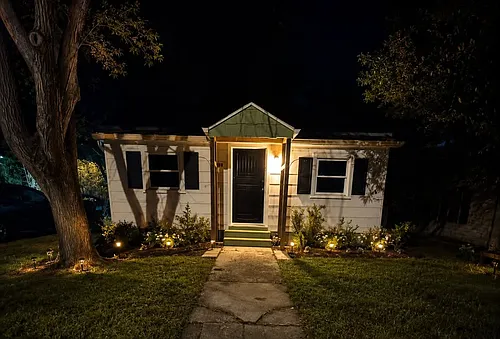 1120 Alexander St Photo 1