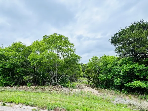 8505 Shetland Ct W, Cleburne, TX 76033
