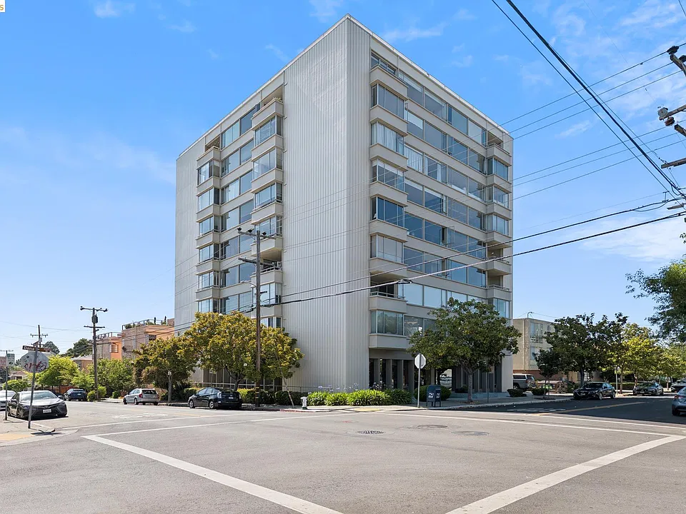 2550 Dana St #2F
