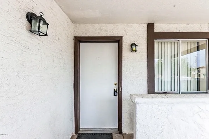 2 bed, 875 sqft, $1,195 — Photo 2