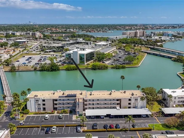 7425 BAY ISLAND DRIVE S #105, SOUTH PASADENA, FL 33707
