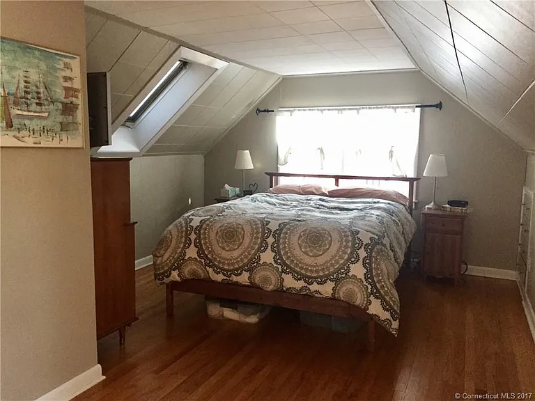 20 Murlyn Rd — Photo 10