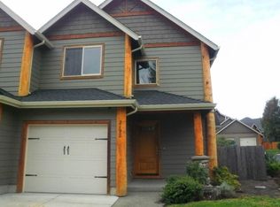 2198 NW North Hill Dr, Grants Pass, OR 97526