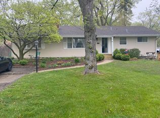 7009 Clarendon Hills Rd, Darien, IL 60561