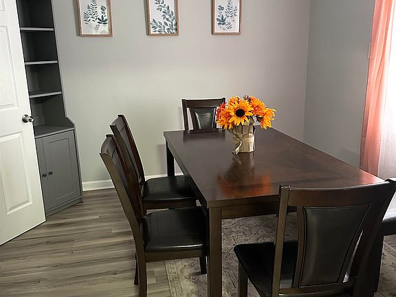 4th image of 710 Vaughn Rd