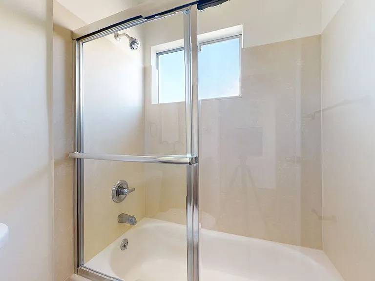 1520 Castro St — Photo 32