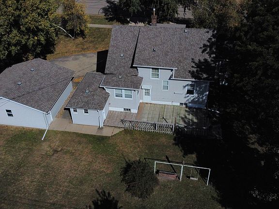 3rd image of 711 N 6th St