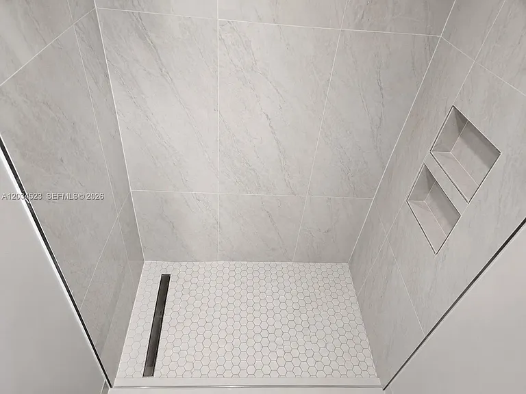 652 NE 63rd St #105 — Photo 10