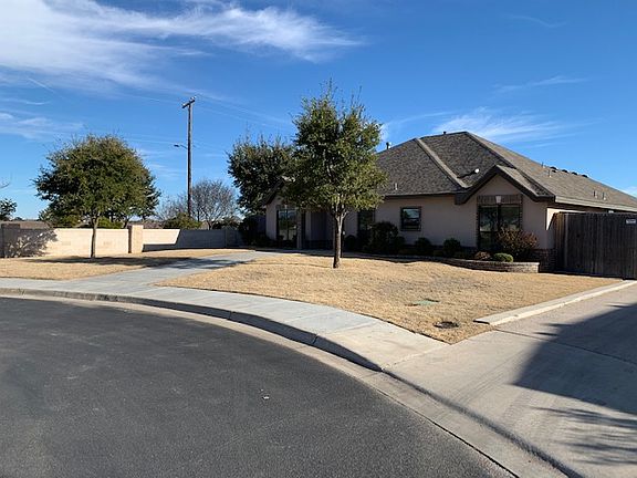 3rd image of 801 Trinidad Pl