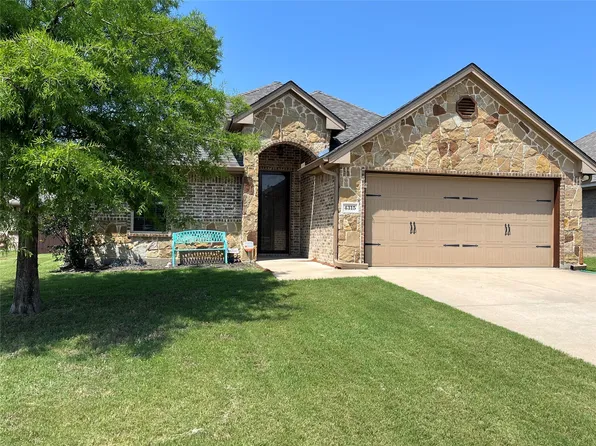 4315 Logan Cir, Granbury, TX 76049