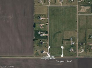 Deer Trail Ln NE, Thompson, ND 58278
