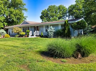29 Stone Forge Pike, Flora, IL 62839