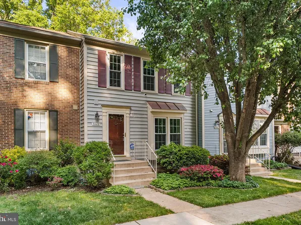7449 Hatherleigh Ct, Alexandria, VA 22315