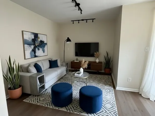 1981 Upland Way APT 203, Philadelphia, PA 19131