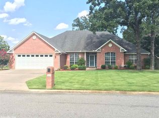 1210 Clarence Dr, Conway, AR 72034