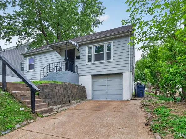 416 Ballman Ave, Saint Louis, MO 63135