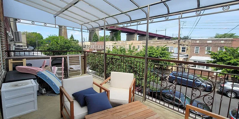 Rented by Metropolis International Realty Inc. | media 1