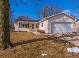 803 Wright St, Bloomington, IL 61701