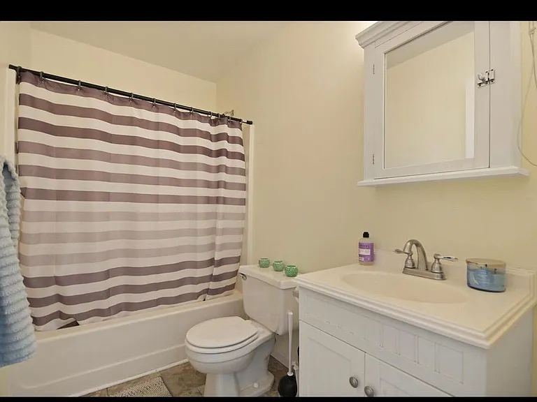 437 Foxfire Dr — Photo 6