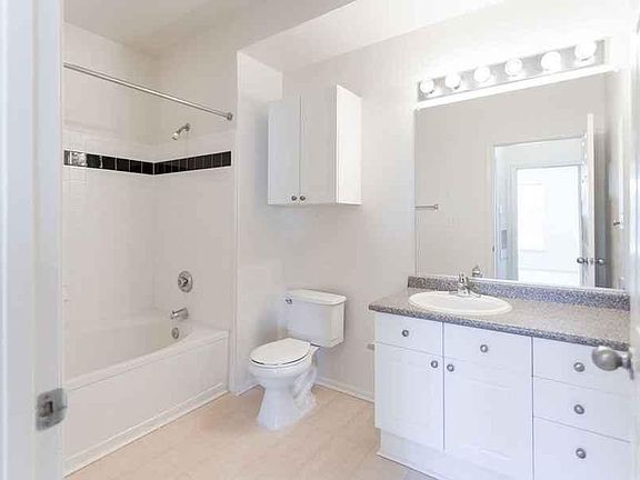 2nd image of 13801 Jefferson Park Dr APT 1203