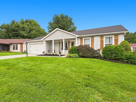 2nd image of 1514 Sycamore Glen Ct
