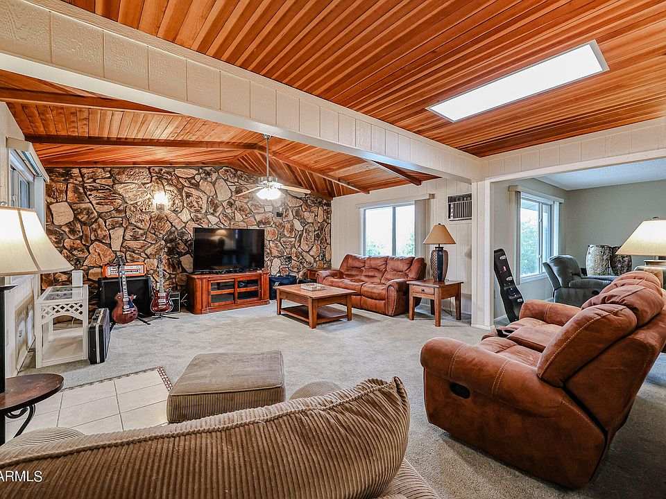 1st image of 18038 N 129TH Avenue