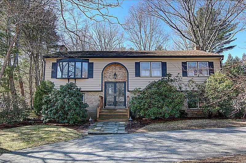 1st image of 14 Betsy Williams Cir