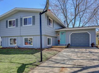 1723 Briarcliff Dr, Urbana, IL